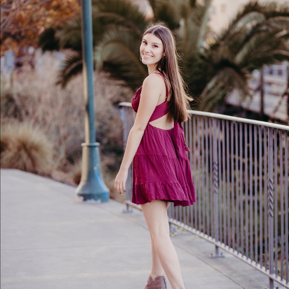 Meet your Posher, Caitlin - Picture 1 of 1